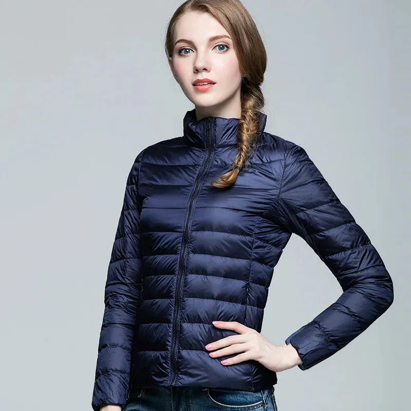 90% Ultra-light Thin Down Jacket Women 2023 Autumn Winter Slim Short Hooded Warm White Duck Down Coat Women Outerwear