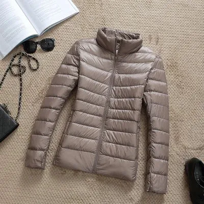 90% Ultra-light Thin Down Jacket Women 2023 Autumn Winter Slim Short Hooded Warm White Duck Down Coat Women Outerwear