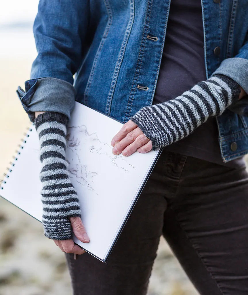 Accelerating Stripes Fingerless Gloves Using Regia 4-Ply 100g