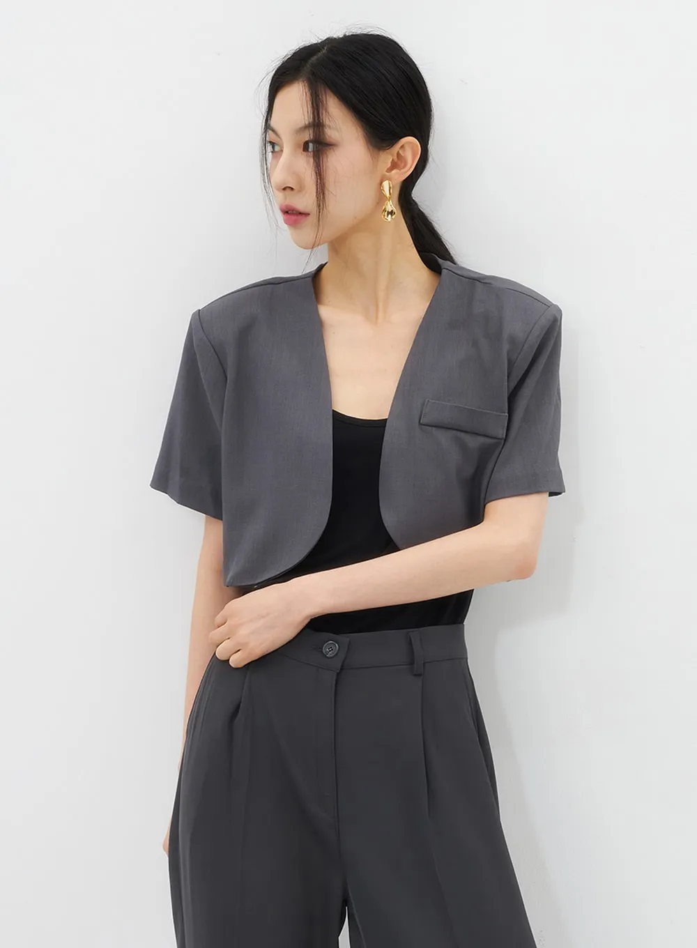 Cropped Short Sleeve Jacket IU326