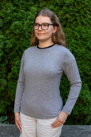 Ladies Cashmere Sweater: Crew Neck Silver