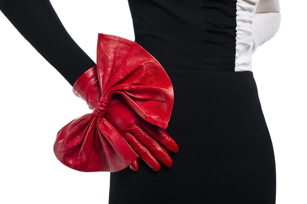 Minnie Massive - Women's Silk Lined Leather Gloves